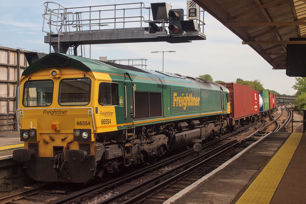 Basingstoke Station