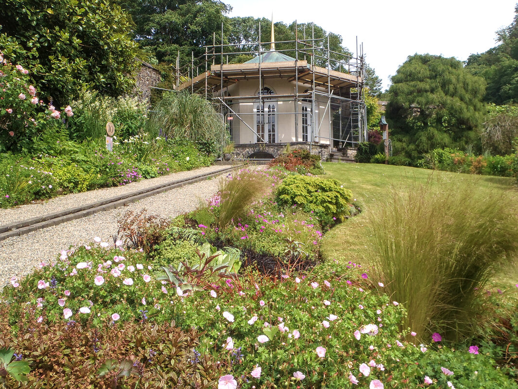 Summerhouse in Colby walled garden