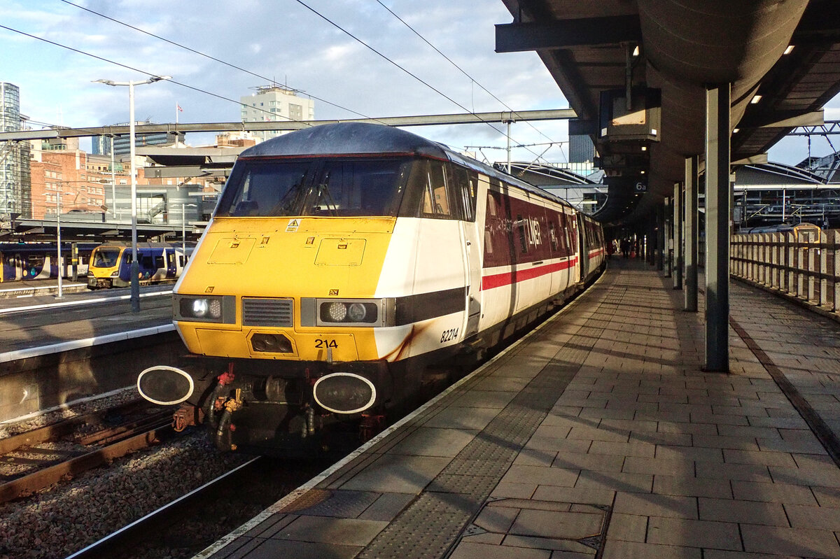 DVT 82214 at Leeds