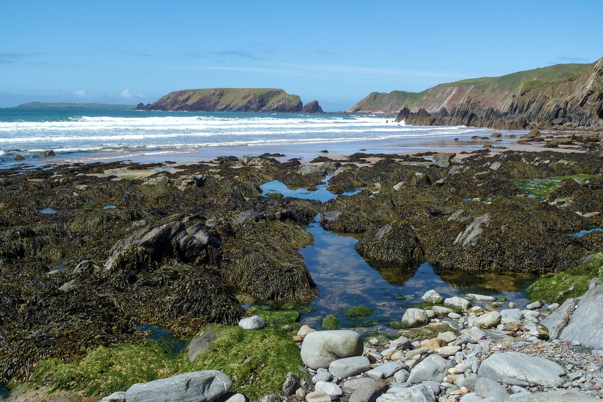 First view of Marloes from the footpath