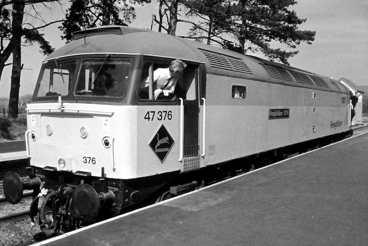 47376 Cheltenham Racecourse